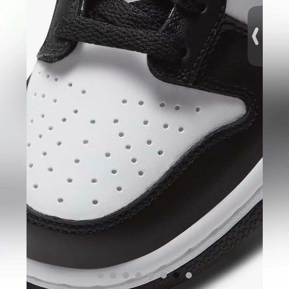 NIKE DUNK LOW (GS) - Picture 3 of 8